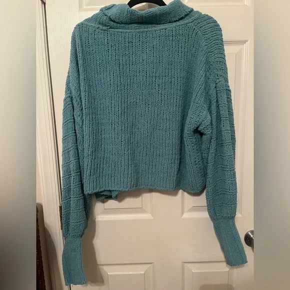 Free People Be‎ Yours Pullover Emerald Aura Cropped Cowl Neck Sweater Oversized - Picture 3 of 4